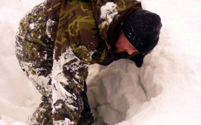 Robert Vyroubal při zimním výcviku (únor 2010).
