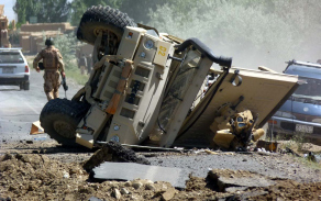Zničené vozidlo IVECO, při jehož explozi přišel Robert Vyroubal o život.