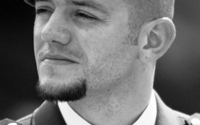 Poručík in memoriam Adrian Werner.
