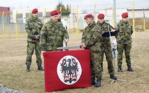 Ke každému zahynulému vojákovi přednesl vrchní praporčík krátký životopis a připomenutí místa jejich poslední služby, při které položili svůj život. 