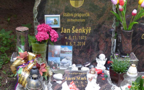 Hrob Jana Šenkýře.
